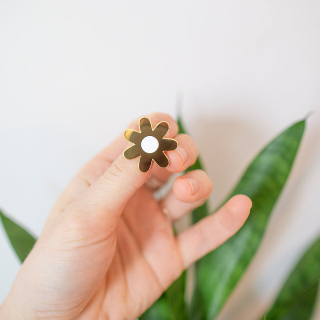 Daisy Enamel Pin